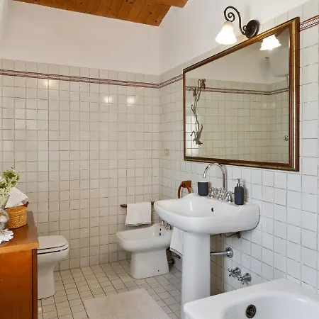 Delightful In Varano With Fireplace *